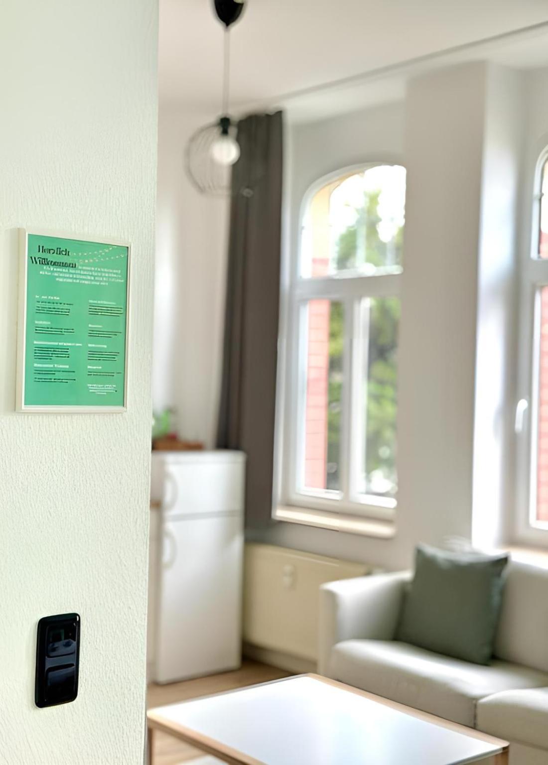 Raha Apartments - Modernes Studio-Apartment - Hbf - Gratis Parkplatz Erfurt Exteriör bild